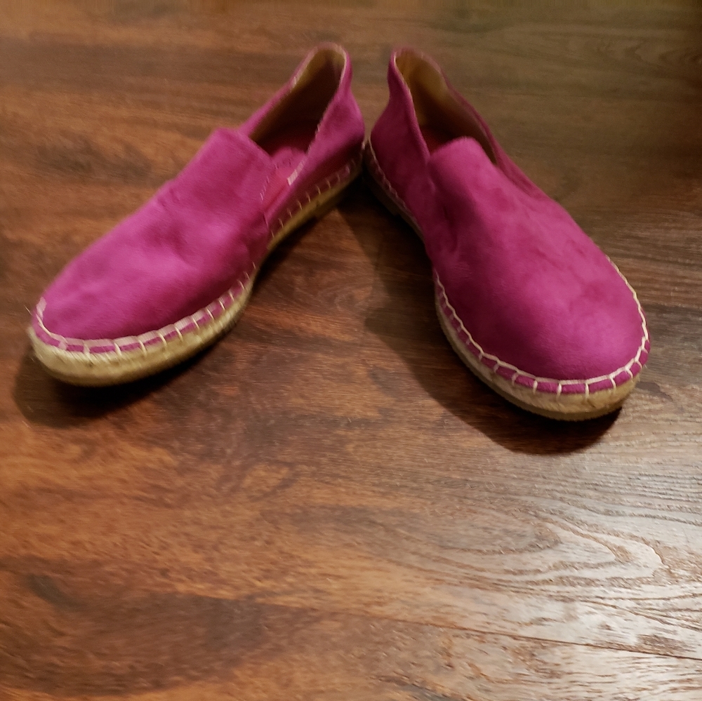 NWOT! Faux Suede Canvas Loafers